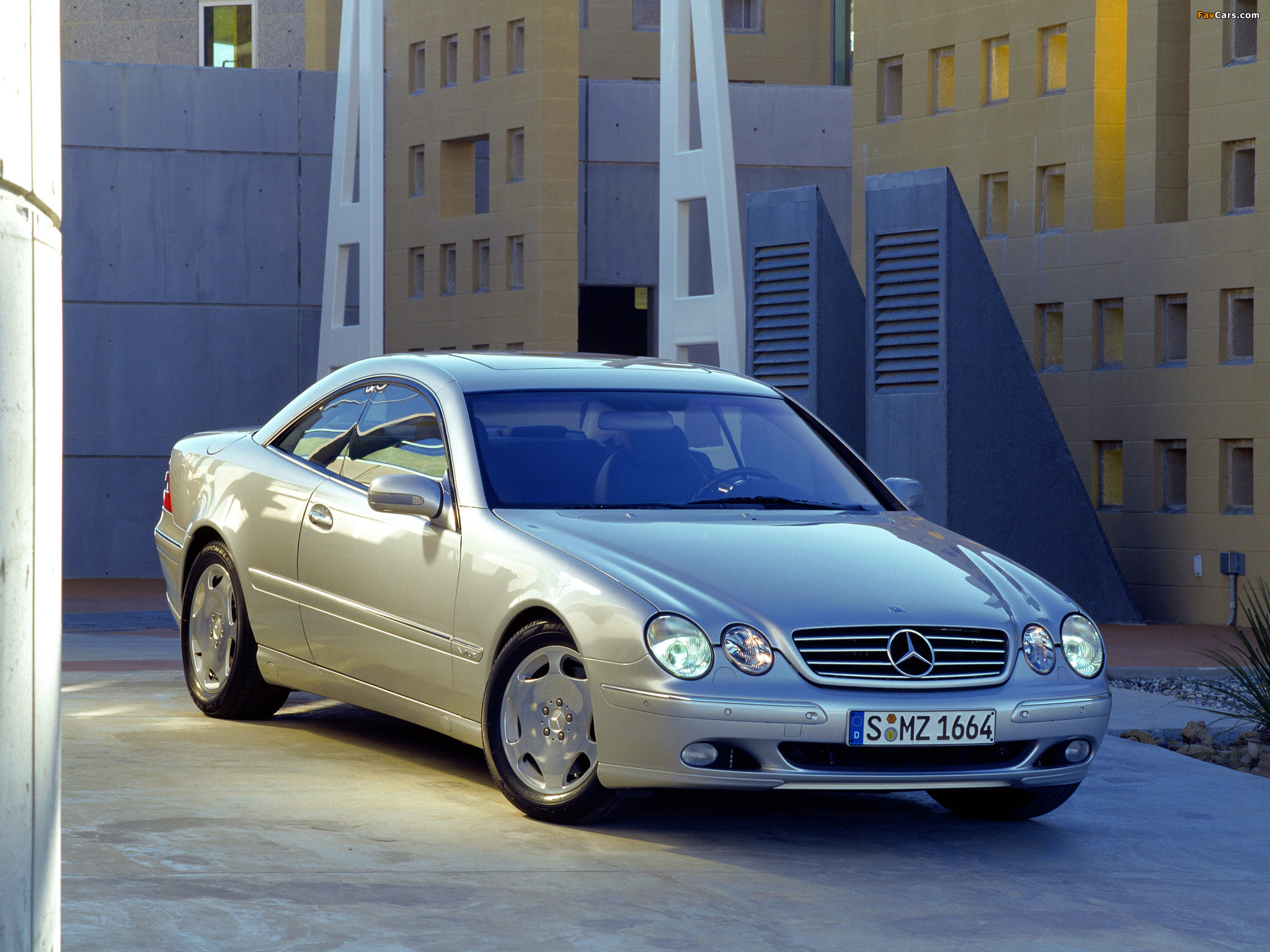 Pictures of Mercedes-Benz CL 600 (S215) 1999–2002 (2048 x 1536)