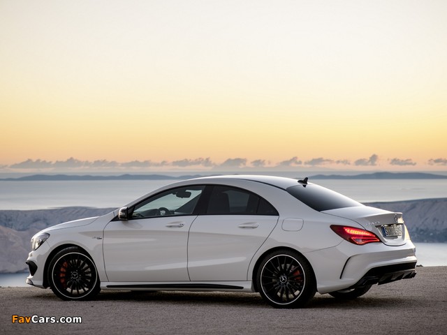 Images of Mercedes-Benz CLA 45 AMG (C117) 2013 (640 x 480)