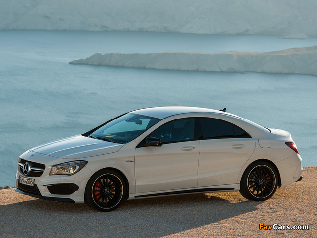 Images of Mercedes-Benz CLA 45 AMG (C117) 2013 (640 x 480)