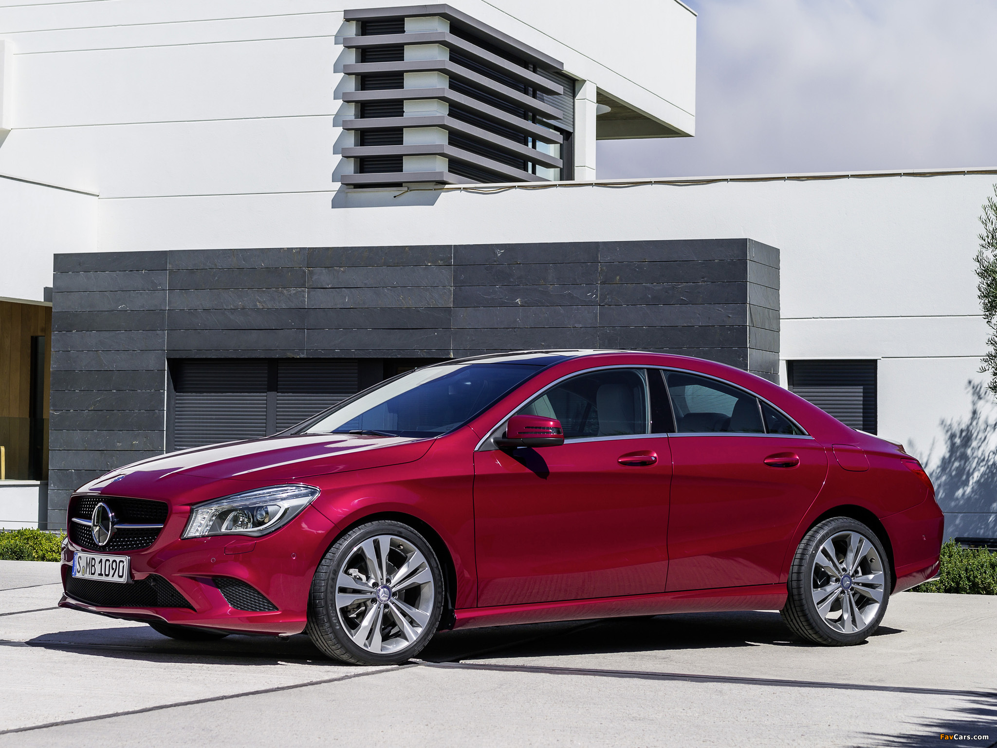 Mercedes-Benz CLA 220 CDI (C117) 2013 images (2048 x 1536)