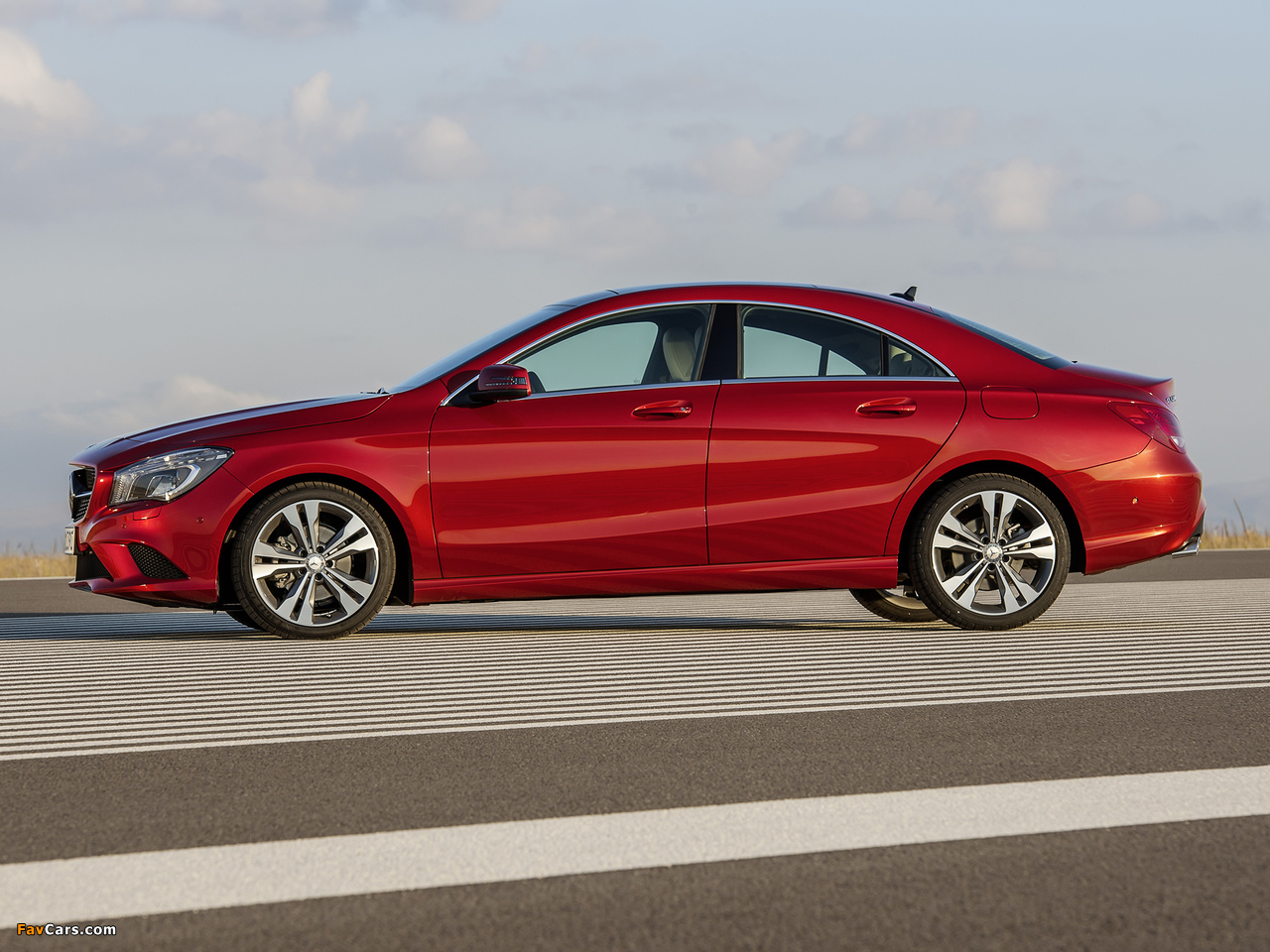 Mercedes-Benz CLA 220 CDI (C117) 2013 pictures (1280 x 960)