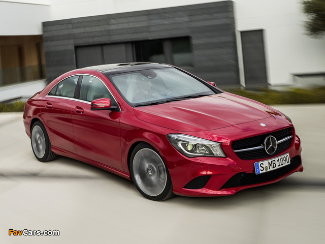 Photos of Mercedes-Benz CLA 220 CDI (C117) 2013 (640 x 480)