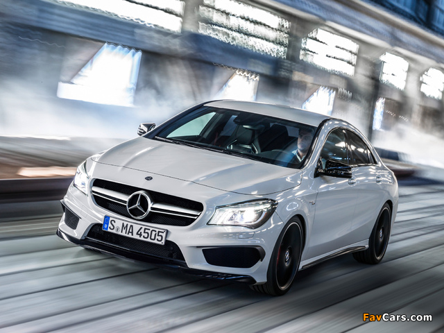 Photos of Mercedes-Benz CLA 45 AMG (C117) 2013 (640 x 480)