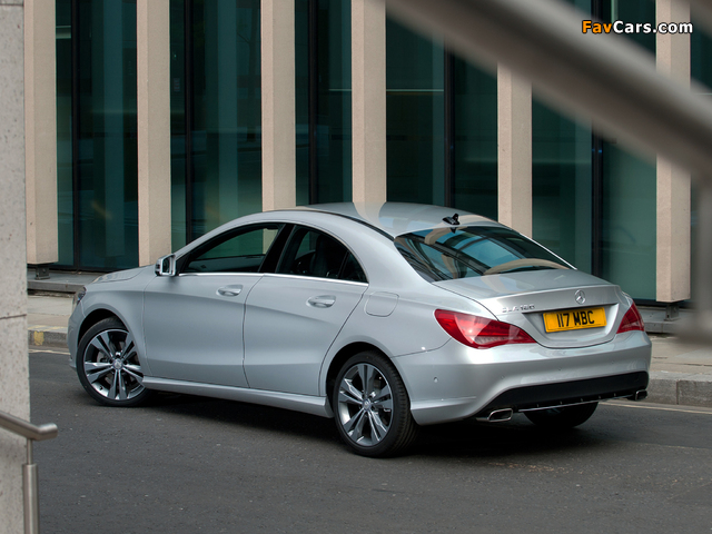 Pictures of Mercedes-Benz CLA 180 UK-spec (C117) 2013 (640 x 480)