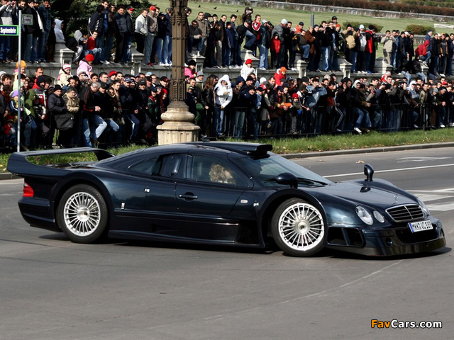 Mercedes-Benz CLK GTR AMG Super Sport 2002 photos (640 x 480)