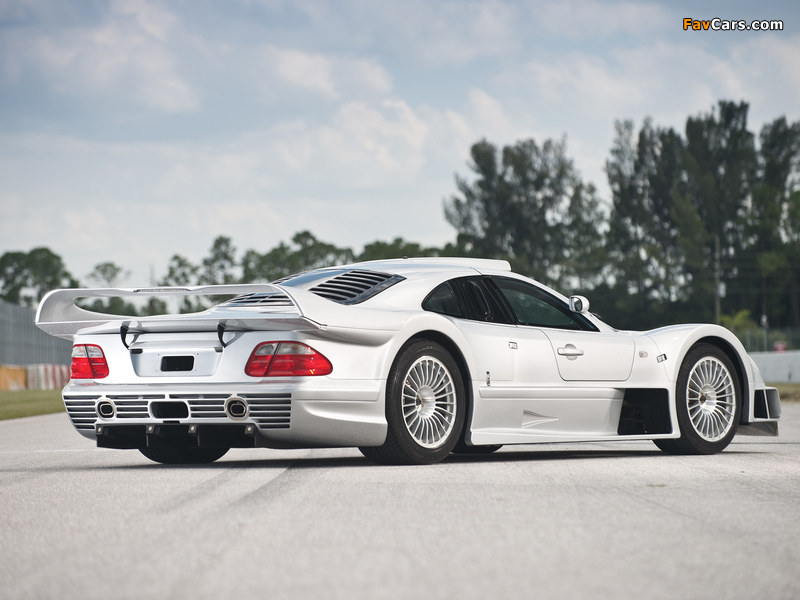 Pictures of Mercedes-Benz CLK GTR AMG Road Version 1999 (800 x 600)