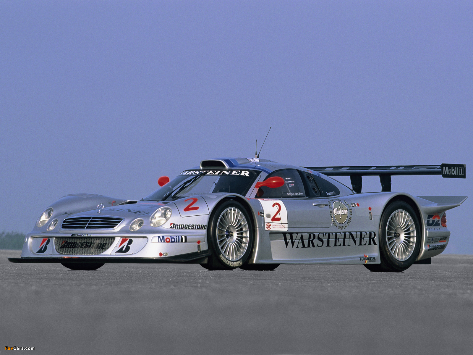 Mercedes-Benz CLK GTR AMG Racing Version wallpapers (1600 x 1200)