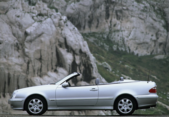 Images of Mercedes-Benz CLK 320 Cabrio (A208) 1998–2002