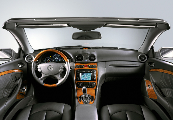 Images of Mercedes-Benz CLK 500 Cabrio (A209) 2003–05