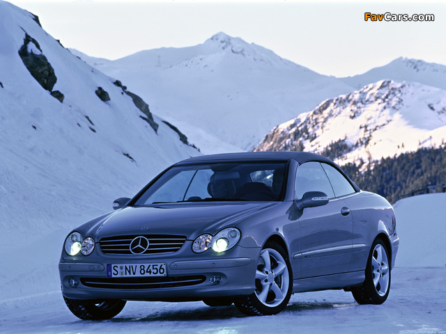 Images of Mercedes-Benz CLK 500 Cabrio (A209) 2003–05 (640 x 480)