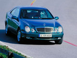 Mercedes-Benz CLK 320 (C208) 1997–2002 images