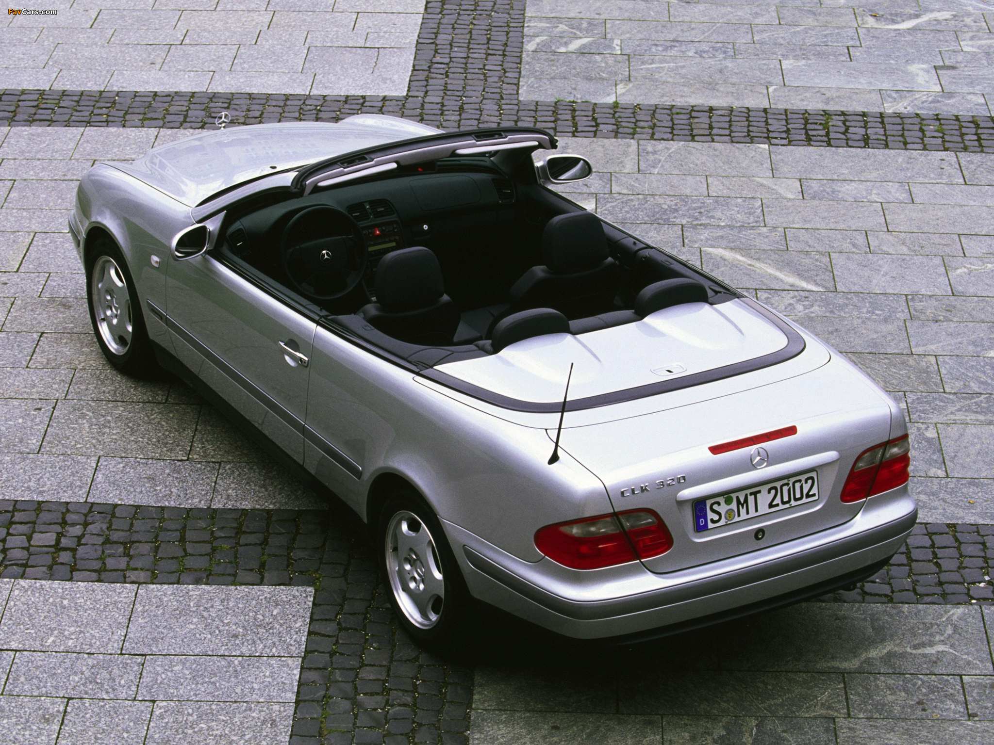 Mercedes-Benz CLK 320 Cabrio (A208) 1998–2002 images (2048 x 1536)
