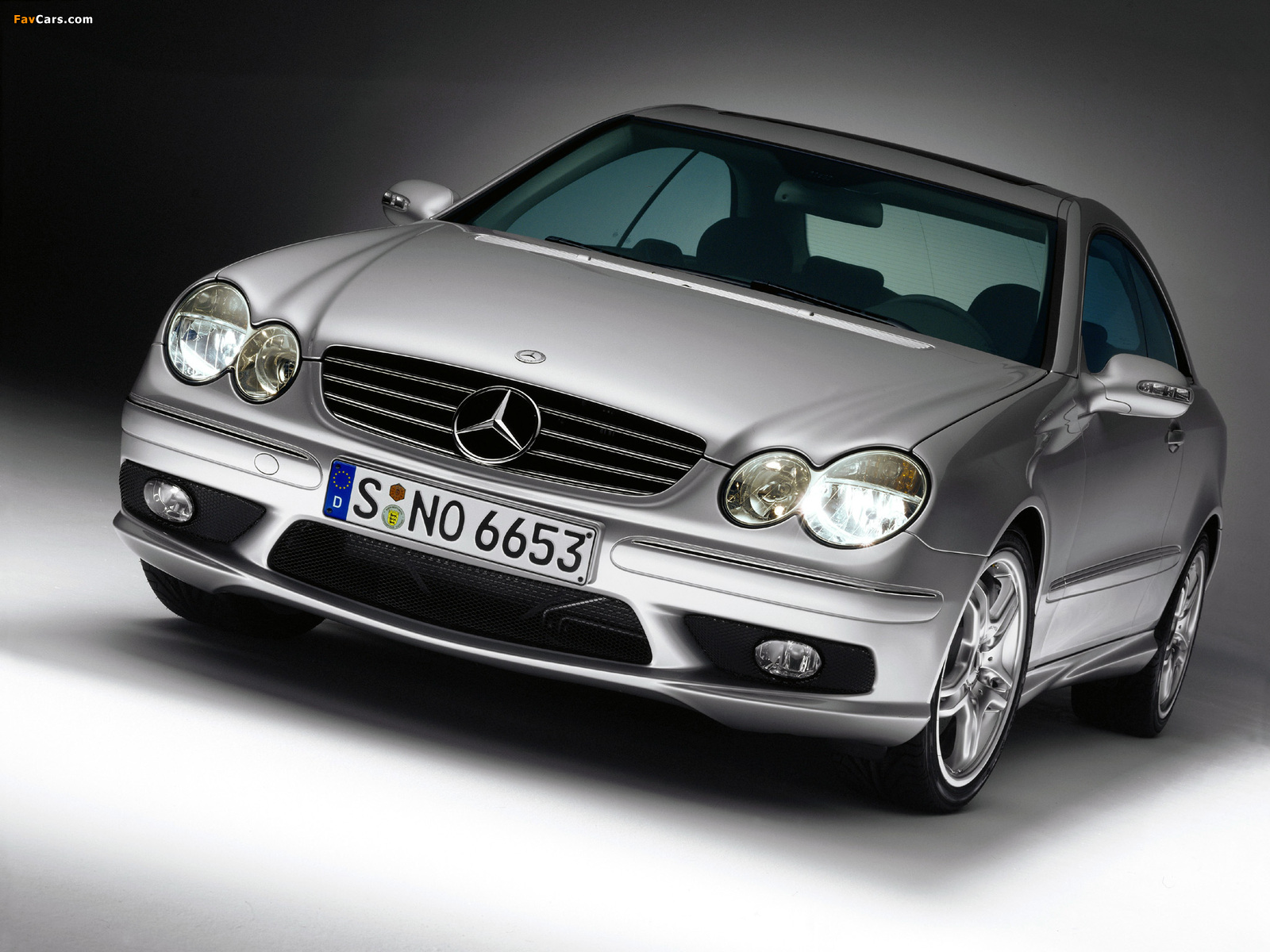 Mercedes-Benz CLK 55 AMG (C209) 2002–05 images (1600 x 1200)
