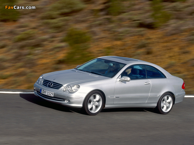 Mercedes-Benz CLK 500 (C209) 2002–05 images (640 x 480)