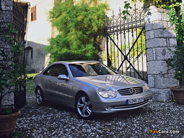 Mercedes-Benz CLK 500 (C209) 2002–05 photos (640 x 480)