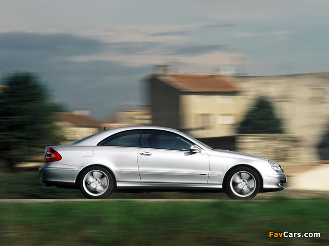 Mercedes-Benz CLK 500 (C209) 2002–05 pictures (640 x 480)