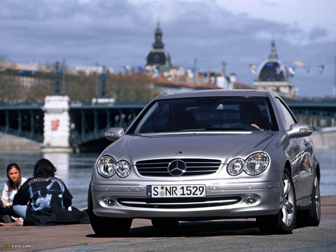 Mercedes-Benz CLK 500 (C209) 2002–05 wallpapers (1280 x 960)