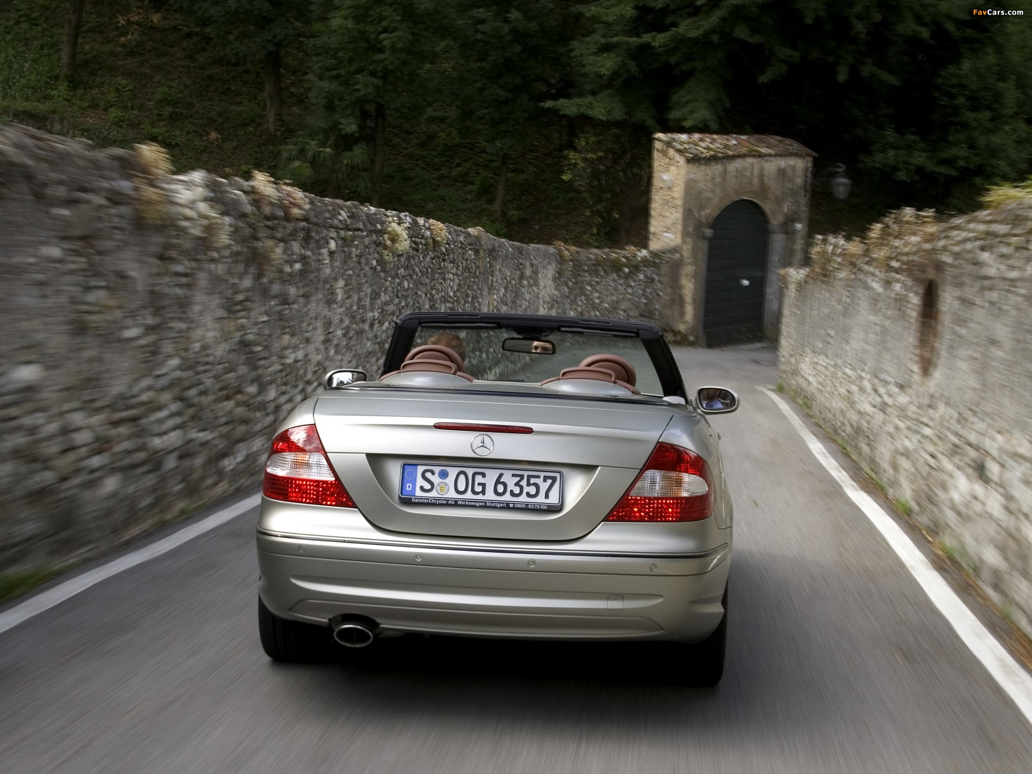 Mercedes-Benz CLK 500 Cabrio by Giorgio Armani (A209) 2004 wallpapers (2048 x 1536)
