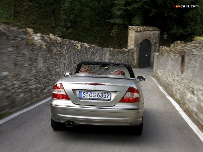 Mercedes-Benz CLK 500 Cabrio by Giorgio Armani (A209) 2004 wallpapers (800 x 600)