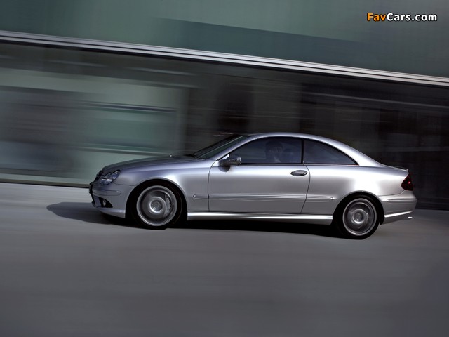 Mercedes-Benz CLK 55 AMG (C209) 2005–06 pictures (640 x 480)