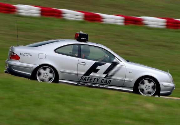 Photos of Mercedes-Benz CLK 55 AMG F1 Safety Car (C208) 1997–99