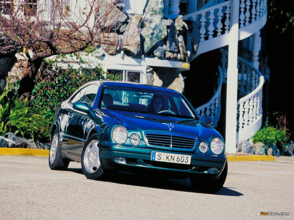 Photos of Mercedes-Benz CLK 320 (C208) 1997–2002 (1024 x 768)