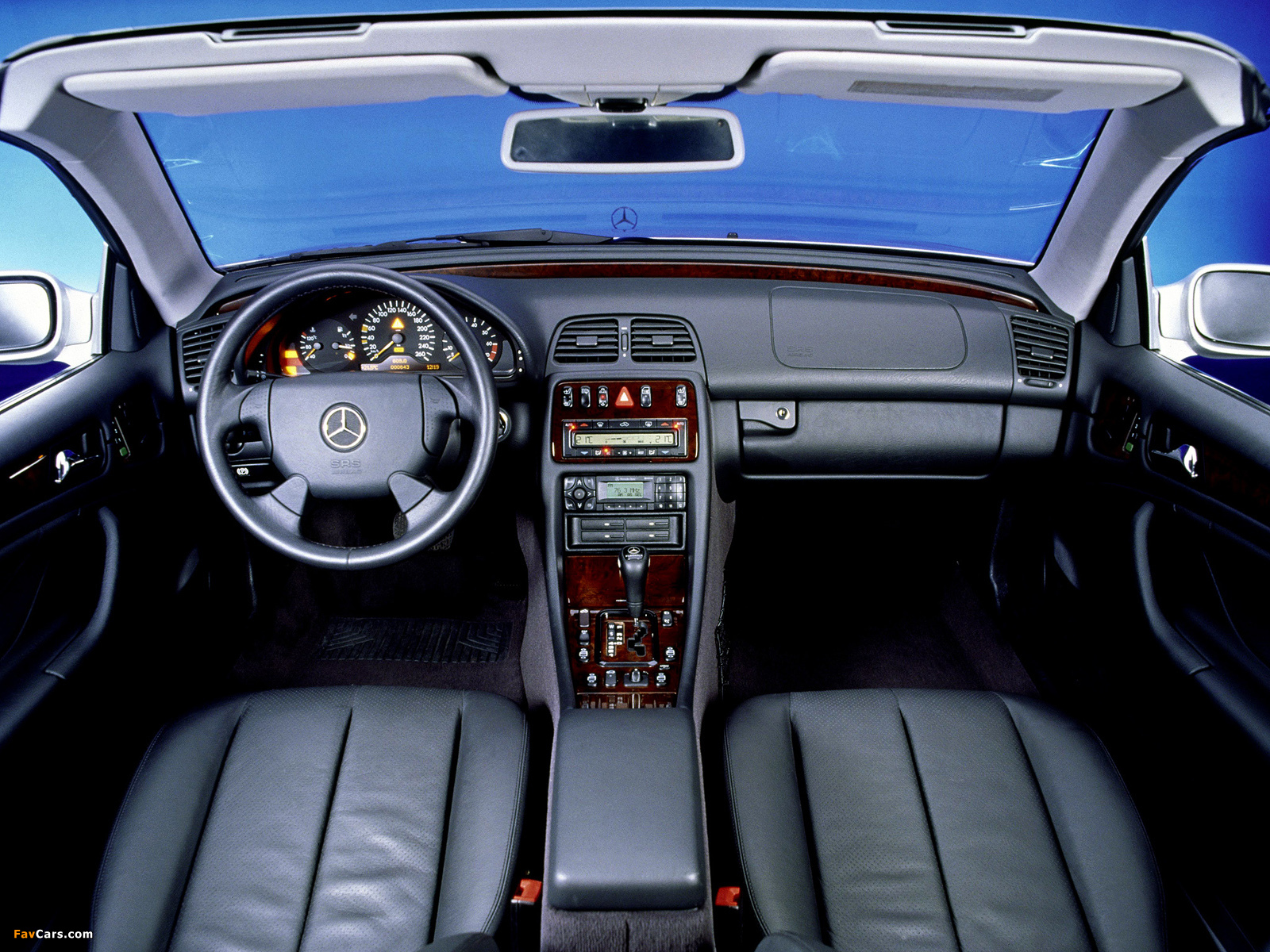 Photos of Mercedes-Benz CLK 230 Kompressor Cabrio (A208) 1998–2002 (1600 x 1200)