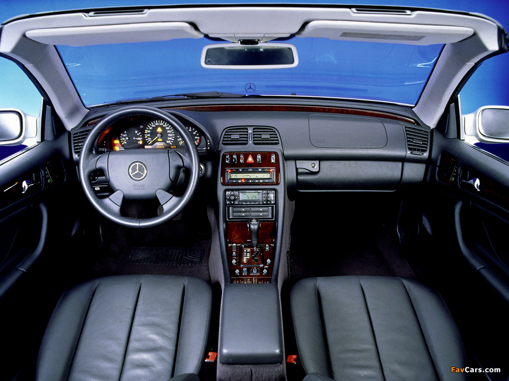 Photos of Mercedes-Benz CLK 230 Kompressor Cabrio (A208) 1998–2002 (1024 x 768)