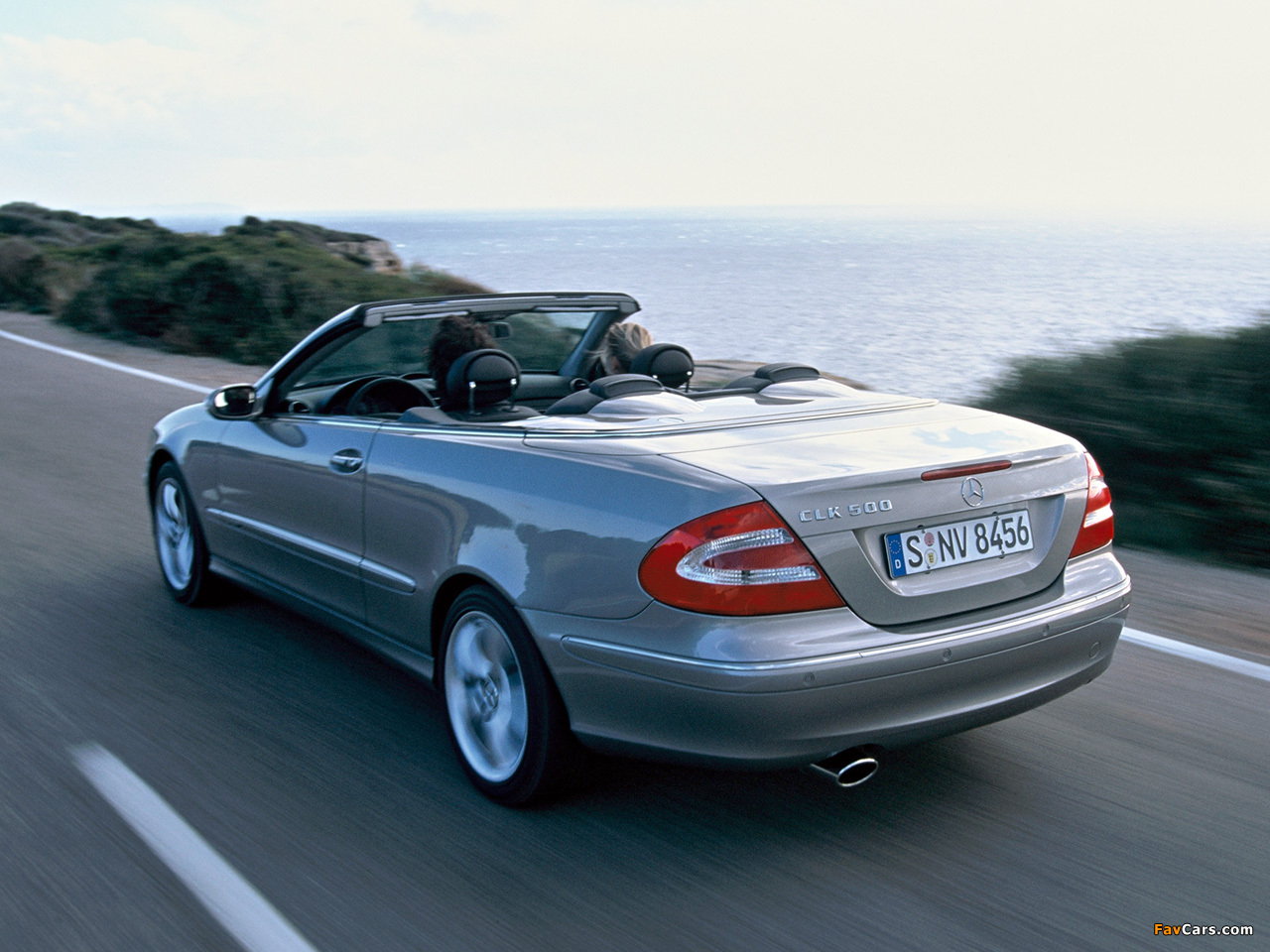 Photos of Mercedes-Benz CLK 500 Cabrio (A209) 2003–05 (1280 x 960)