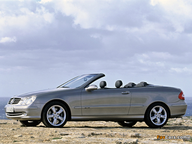 Photos of Mercedes-Benz CLK 500 Cabrio (A209) 2003–05 (640 x 480)