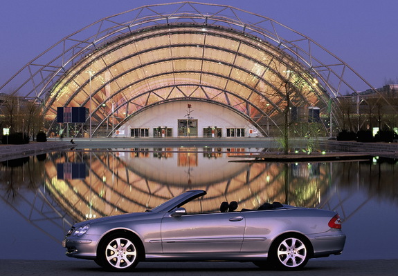 Photos of Mercedes-Benz CLK 240 Cabrio (A209) 2003–05