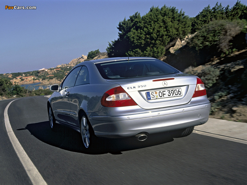 Photos of Mercedes-Benz CLK 350 (C209) 2005–09 (800 x 600)