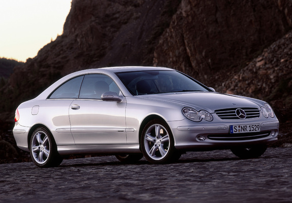 Pictures of Mercedes-Benz CLK 500 (C209) 2002–05