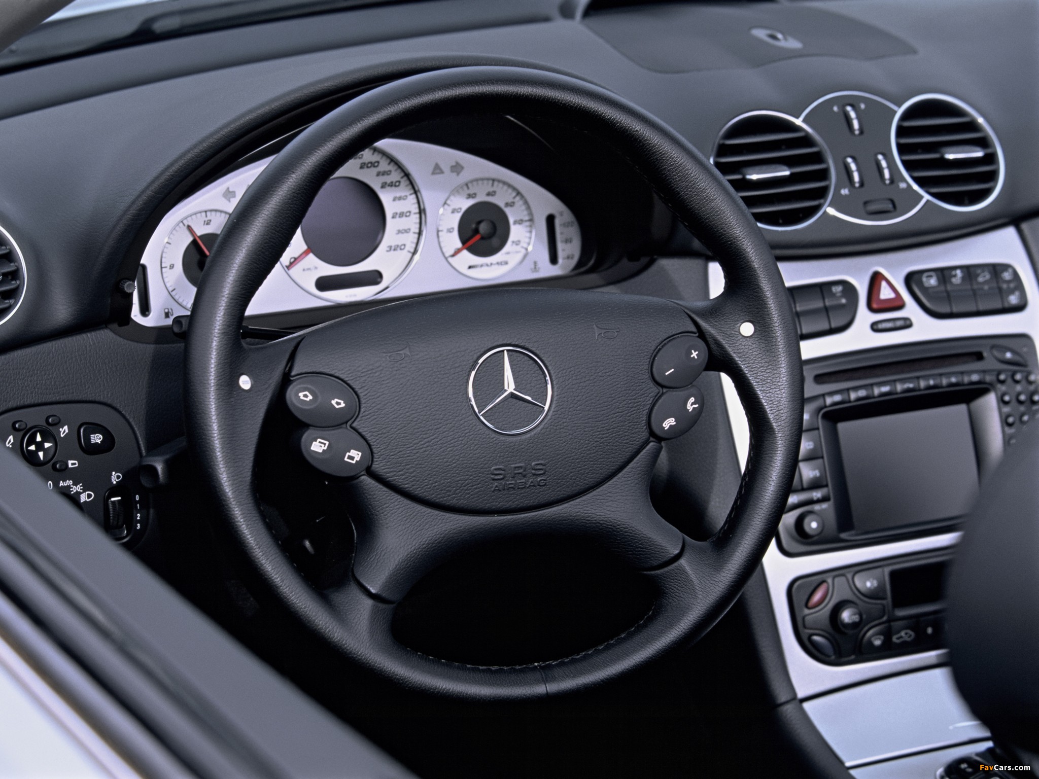 Pictures of Mercedes-Benz CLK 55 AMG Cabrio (A209) 2003–05 (2048 x 1536)