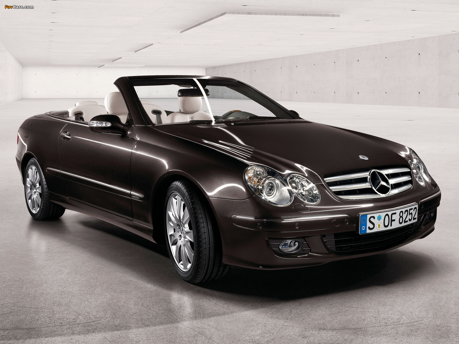 Pictures of Mercedes-Benz CLK 320 CDI Cabrio (A209) 2005–10 (1600 x 1200)