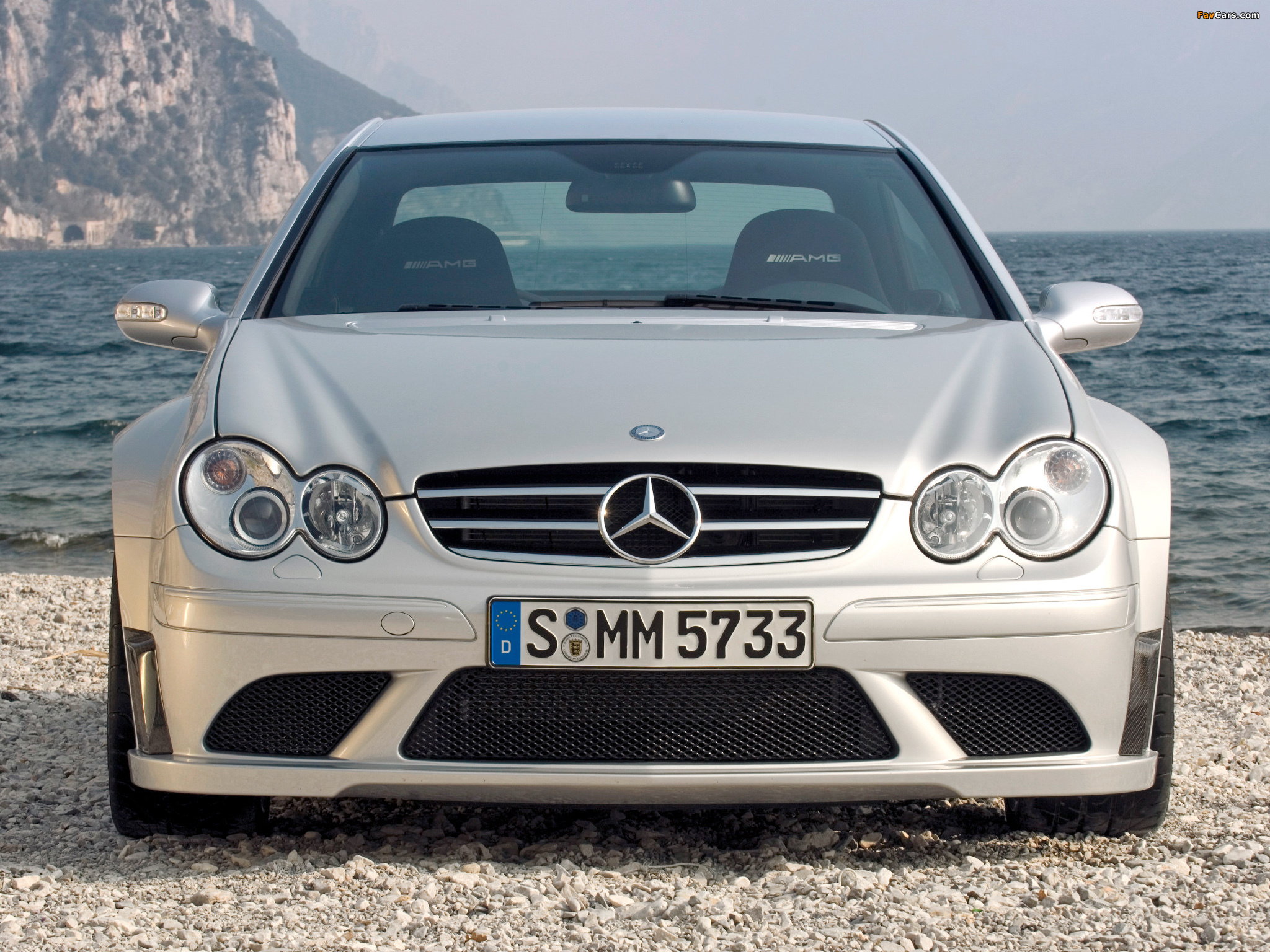 Pictures of Mercedes-Benz CLK 63 AMG Black Series (C209) 2007–09 (2048 x 1536)