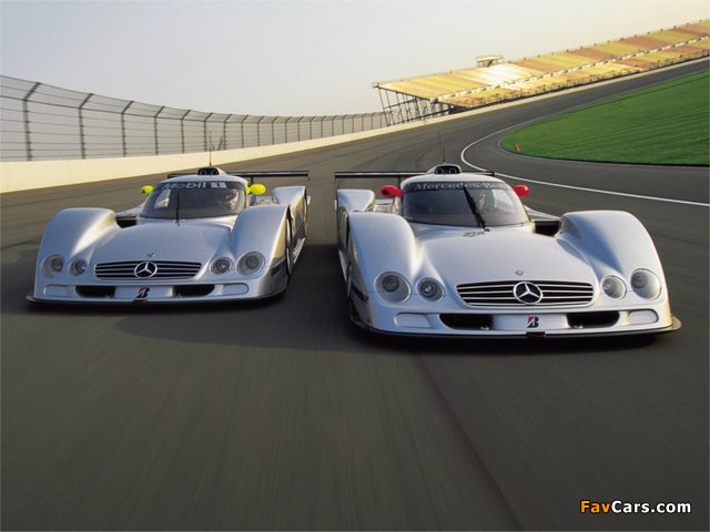 Mercedes-Benz CLR 1999 images (640 x 480)