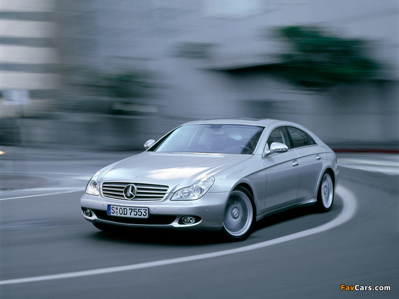 Images of Mercedes-Benz CLS 500 (S219) 2004–10 (800 x 600)