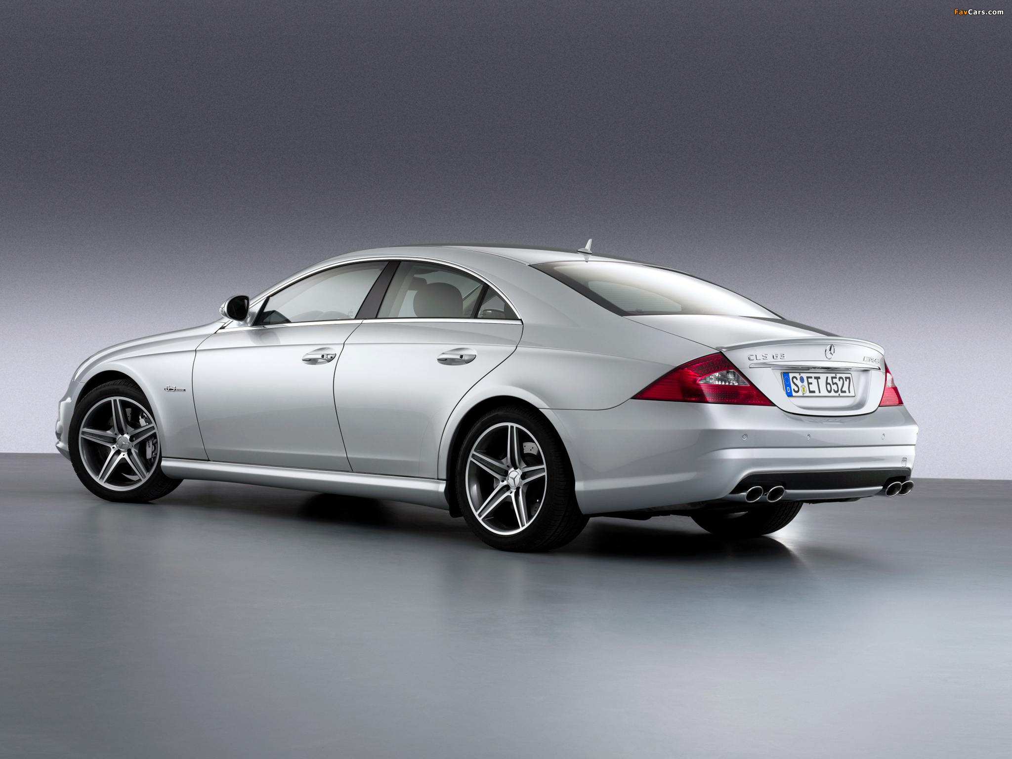 Images of Mercedes-Benz CLS 63 AMG (C219) 2007–08 (2048 x 1536)