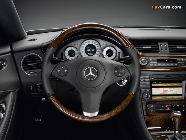 Images of Mercedes-Benz CLS 350 CGI Grand Edition (C219) 2009 (640 x 480)