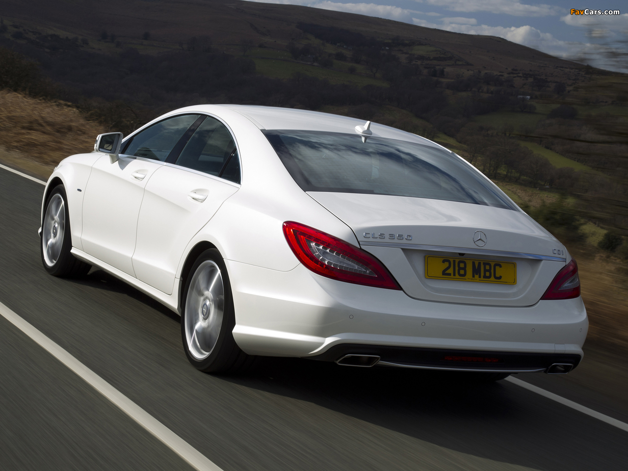 Images of Mercedes-Benz CLS 350 CDI AMG Sports Package UK-spec (C218) 2010 (1280 x 960)