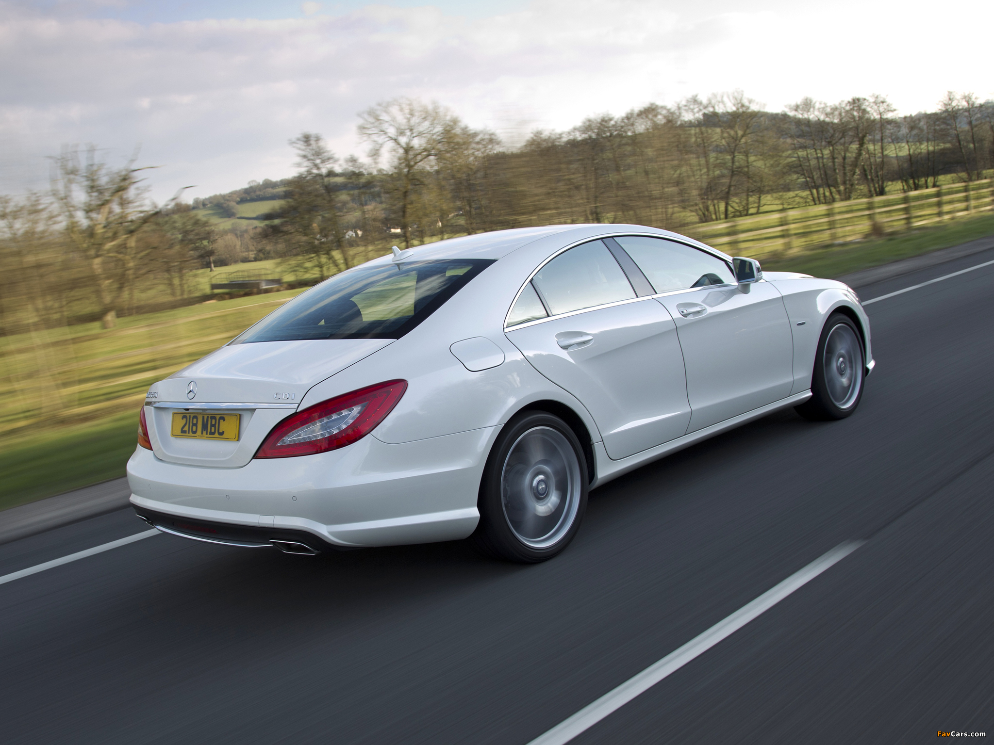 Images of Mercedes-Benz CLS 350 CDI AMG Sports Package UK-spec (C218) 2010 (2048 x 1536)