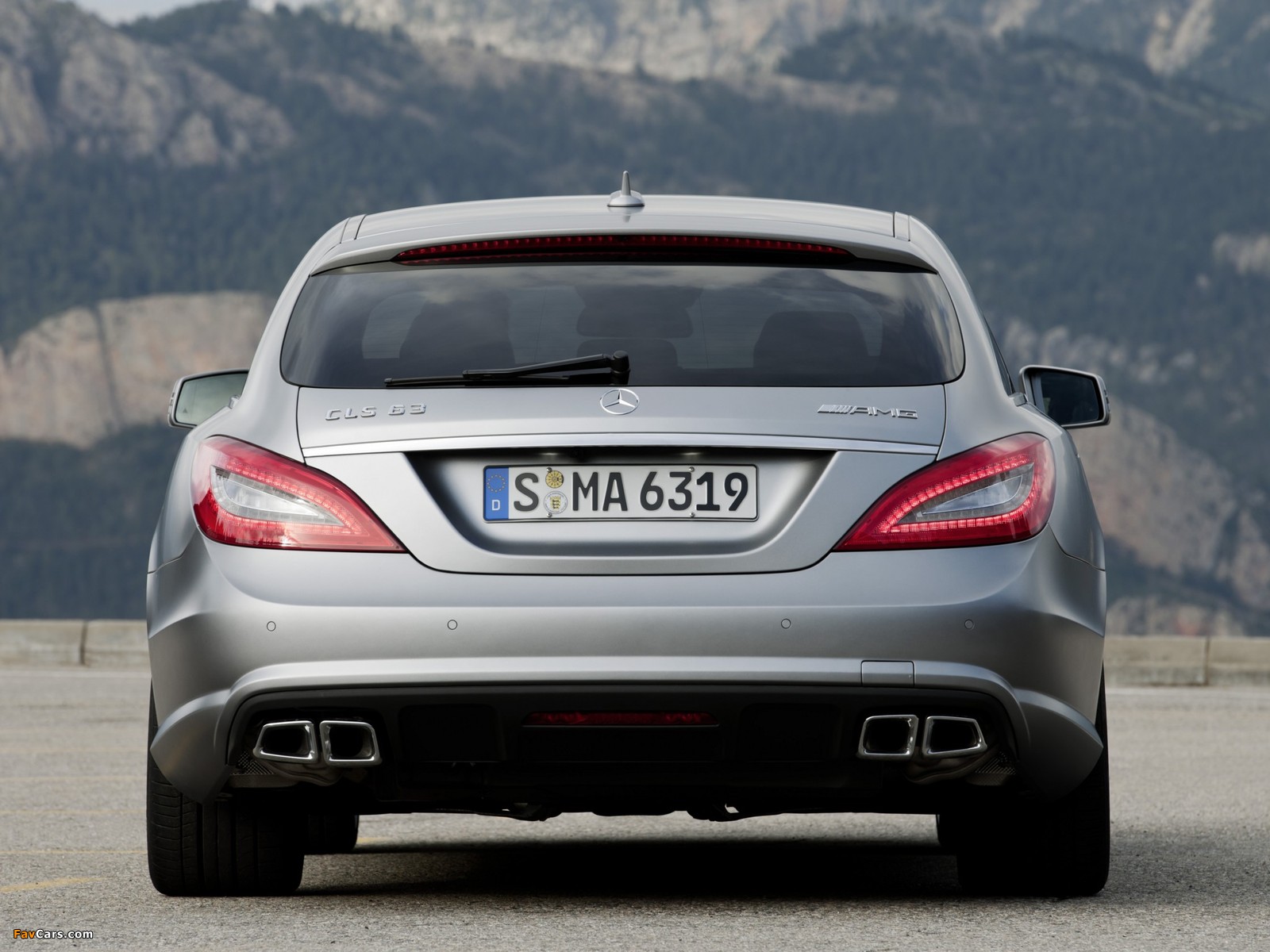 Images of Mercedes-Benz CLS 63 AMG Shooting Brake (X218) 2012 (1600 x 1200)