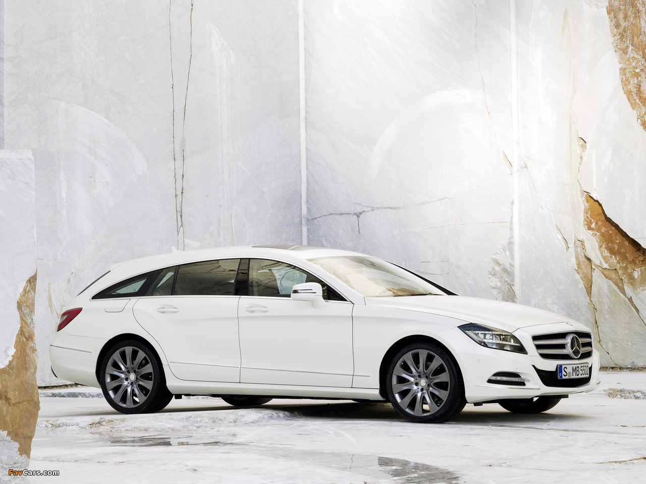 Images of Mercedes-Benz CLS 250 CDI Shooting Brake (X218) 2012 (1280 x 960)
