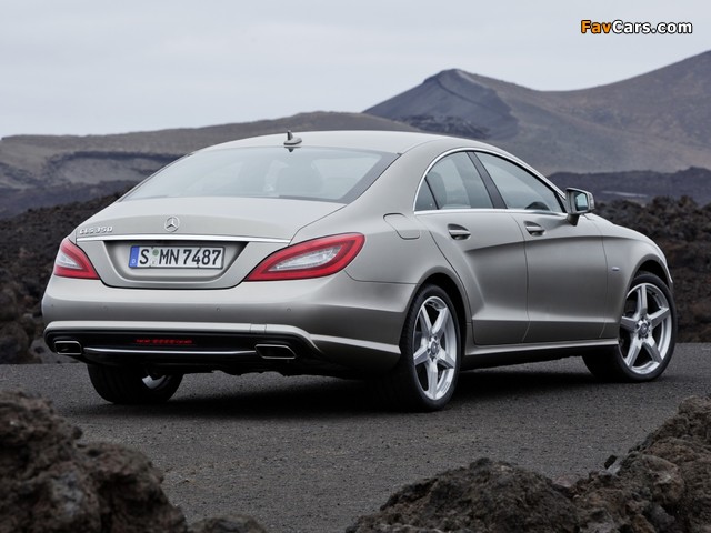 Mercedes-Benz CLS 350 AMG Sports Package (C218) 2010 images (640 x 480)