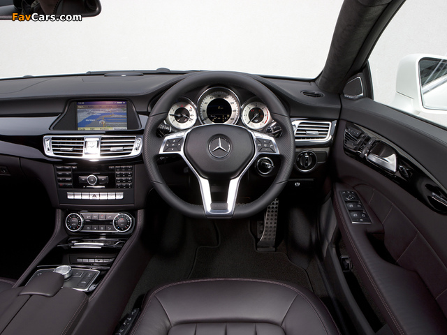 Mercedes-Benz CLS 350 CDI AMG Sports Package UK-spec (C218) 2010 images (640 x 480)