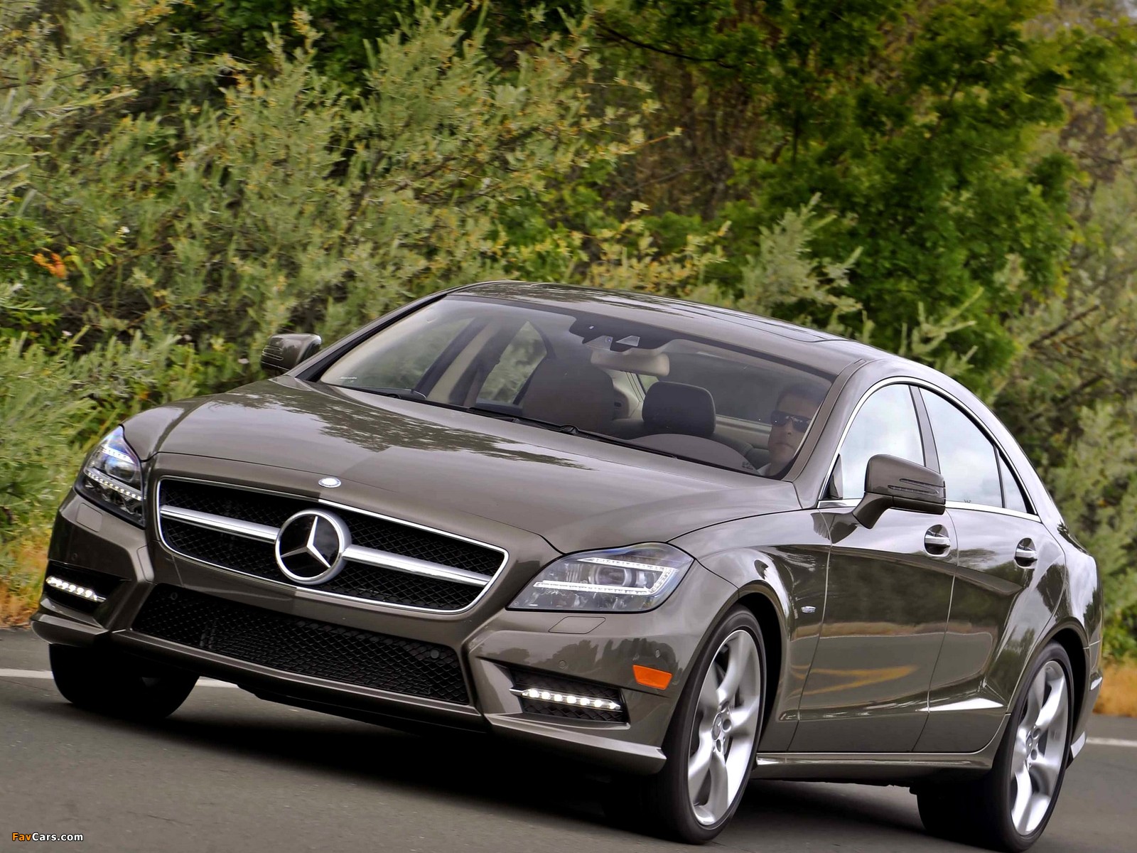 Mercedes-Benz CLS 550 AMG Sports Package (C218) 2010 images (1600 x 1200)