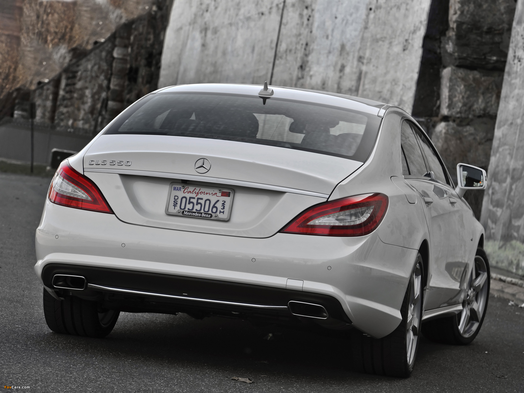 Mercedes-Benz CLS 550 AMG Sports Package (C218) 2010 photos (2048 x 1536)