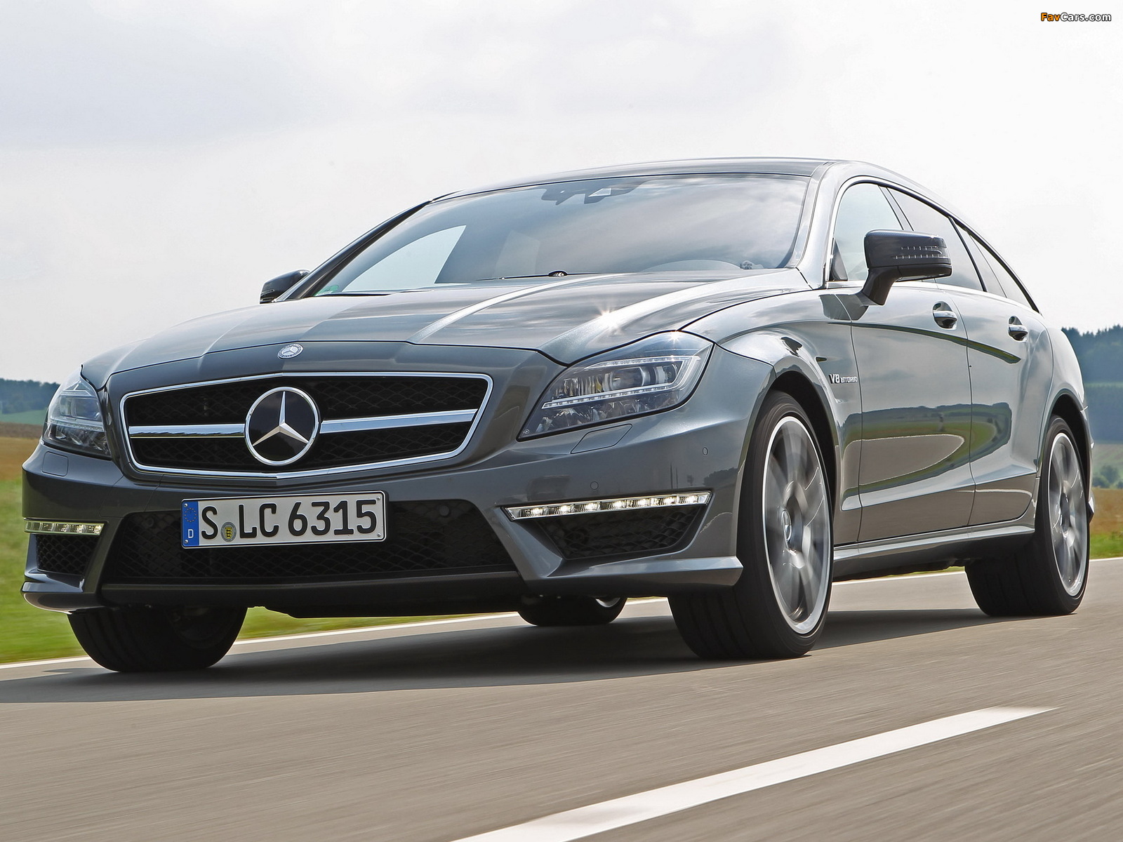 Mercedes-Benz CLS 63 AMG Shooting Brake (X218) 2012 pictures (1600 x 1200)