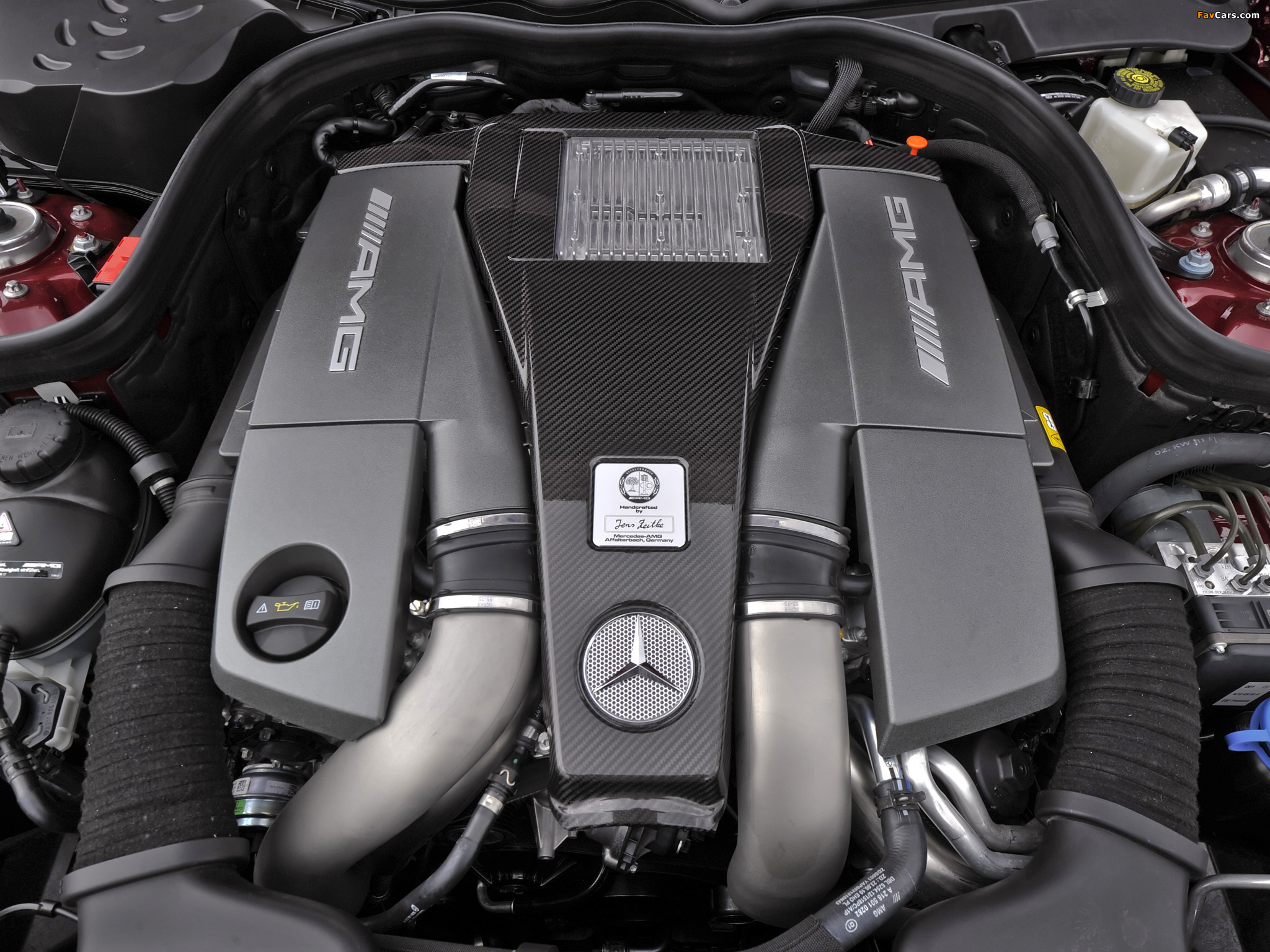 Photos of Mercedes-Benz CLS 63 AMG US-spec (C218) 2010 (2048 x 1536)
